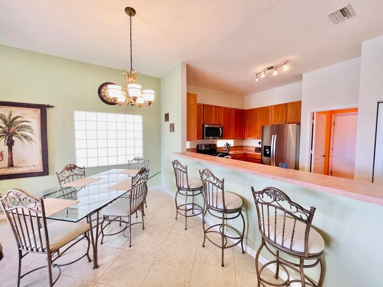 Building Photo - 137 Canterbury Pl