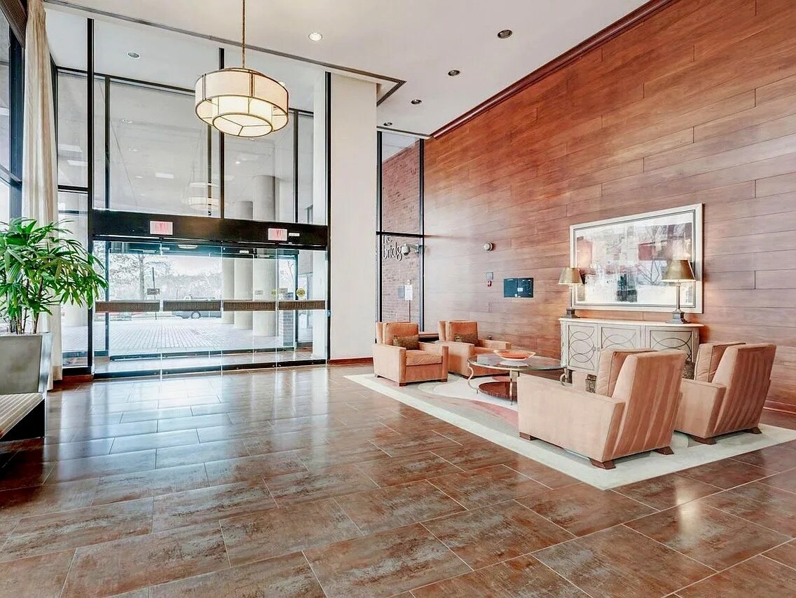 Lobby - 2555 Pennsylvania Ave NW