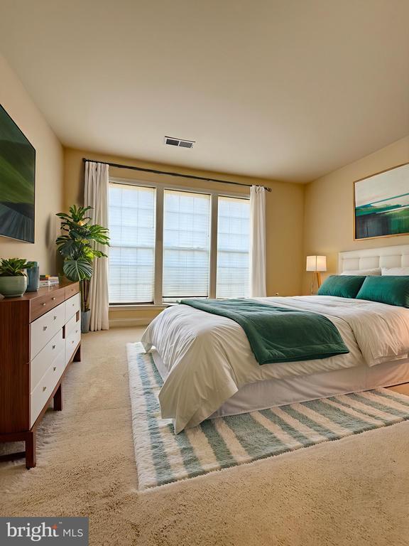 Building Photo - 800 Grand Champion Dr