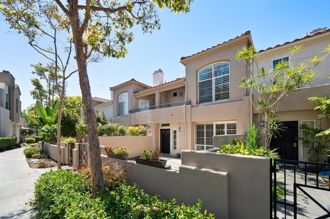 Building Photo - 7 Windchime