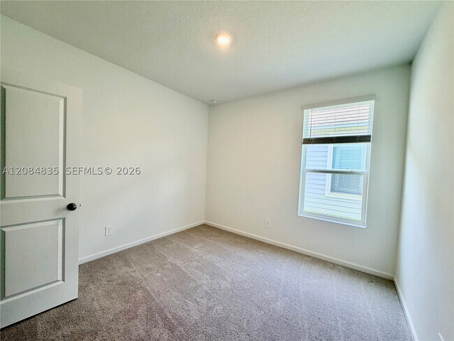 Building Photo - 4443 Vibernum Ave