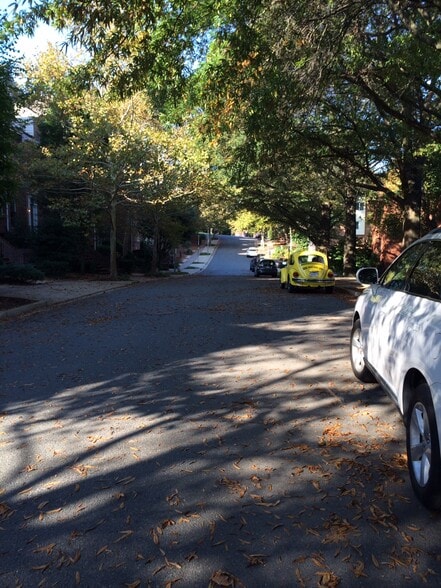 street view - 1575 N Colonial Ter