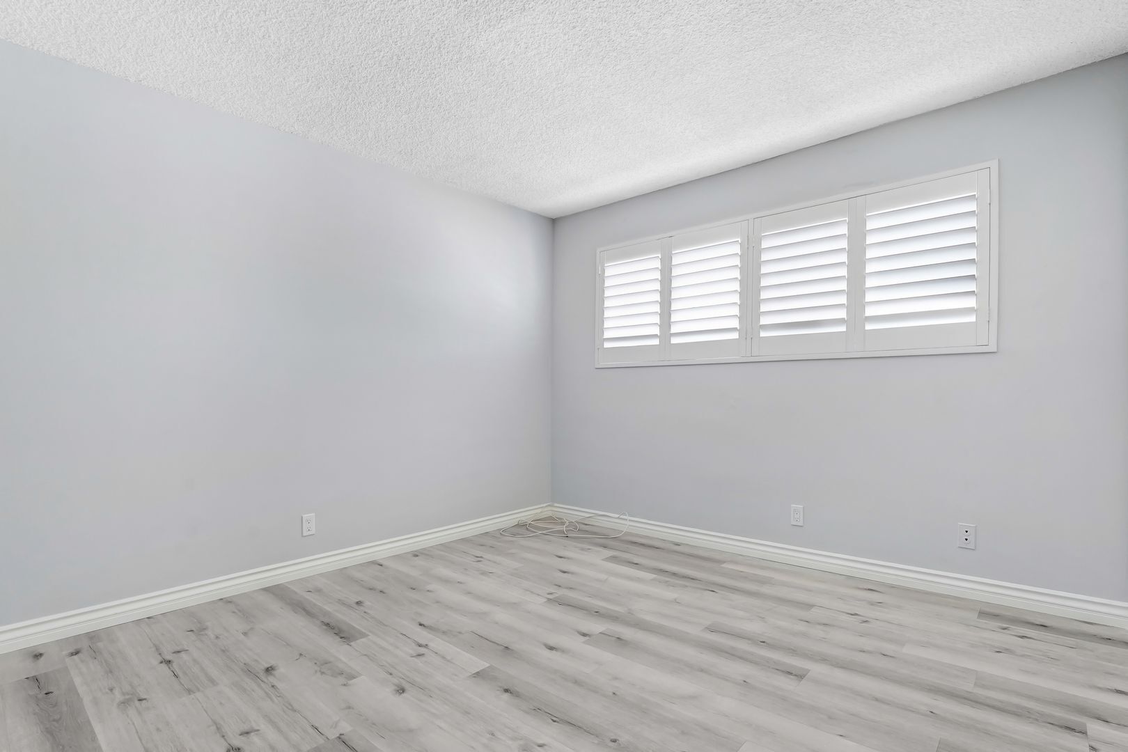 Building Photo - 12246 Montana Ave