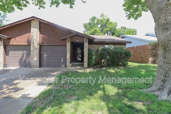 Primary Photo - 6135 S Troost Ave