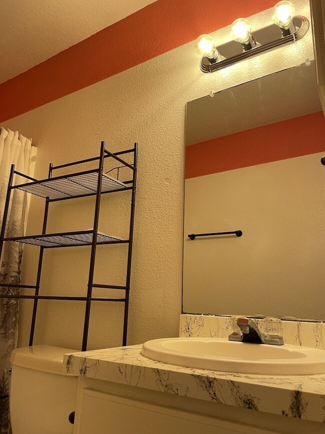 Building Photo - 12353 Tierra Alaska Ave