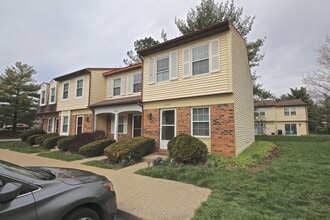 Building Photo - 2482 Brittany Ln