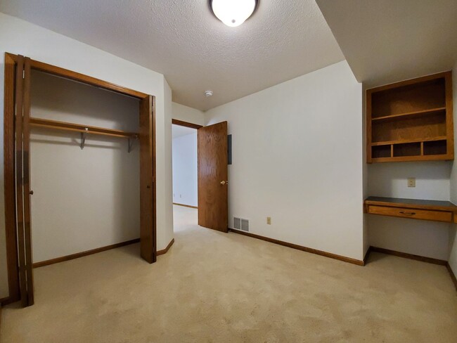 Building Photo - Candle Park West Townhomes - 1721