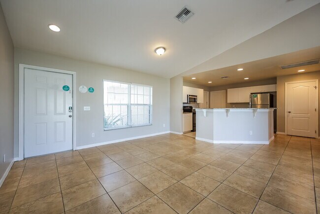 Building Photo - 3100 22nd St SW