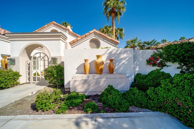 Building Photo - 55935 Pinehurst
