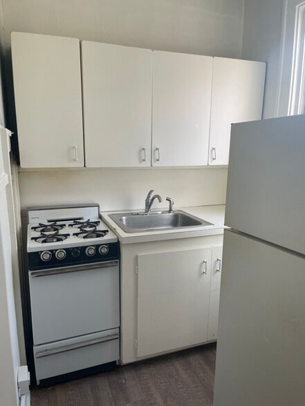 Building Photo - 1104 Union St