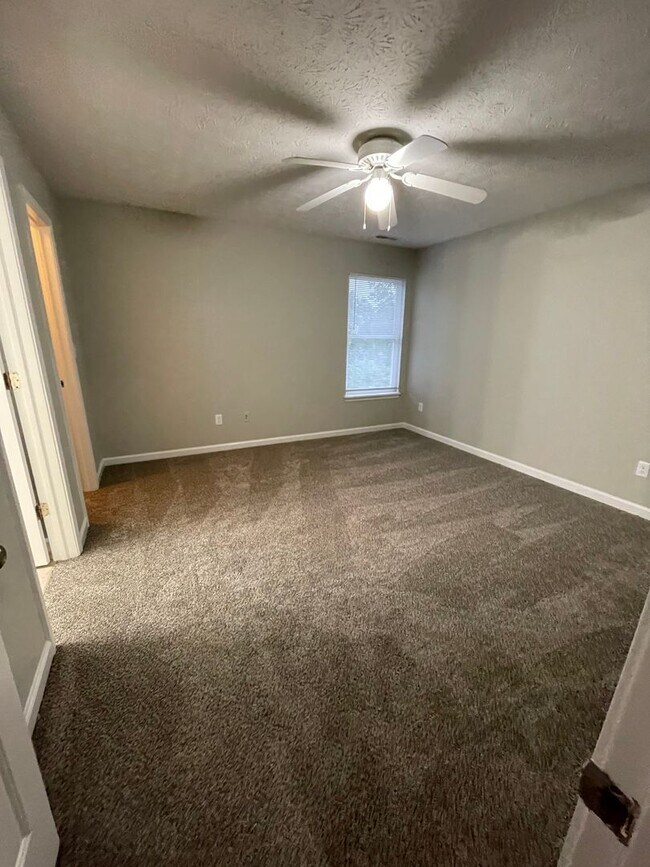 Building Photo - 3891-3895 Ledyard- FEATHERSTON