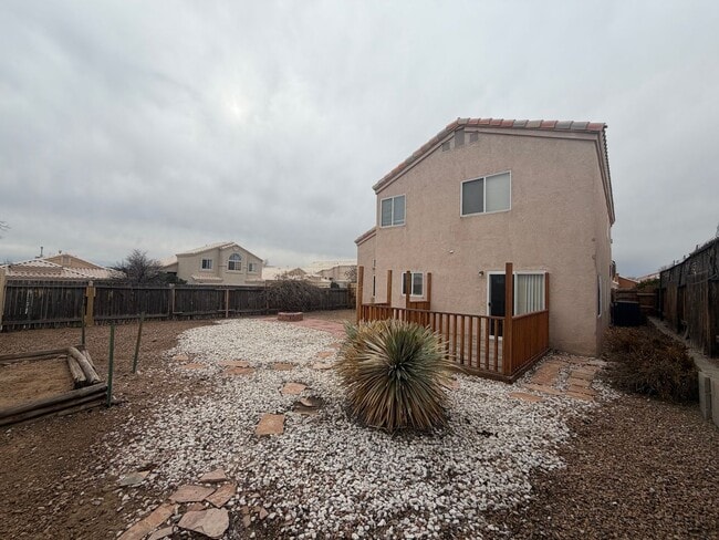 Building Photo - 3 Bedroom Home Near Unser Blvd NW & McMahon Blvd NW!