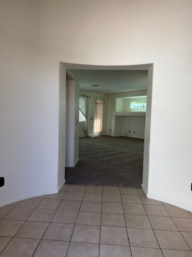 Building Photo - One story house in Summerlin with 3 bedrooms