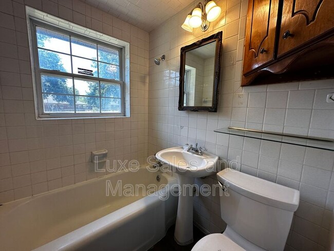 Building Photo - 3628 Firethorn Dr