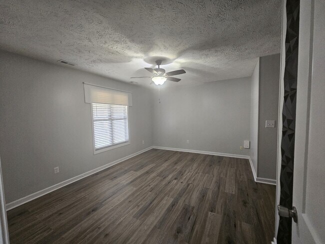 Building Photo - 509 Auburndale Ln