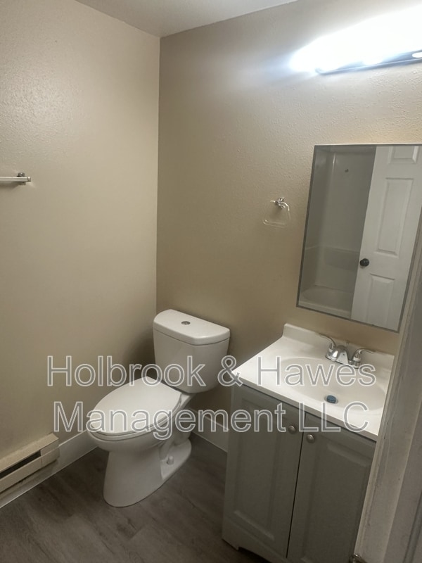 Building Photo - 4531 Boardwalk Dr