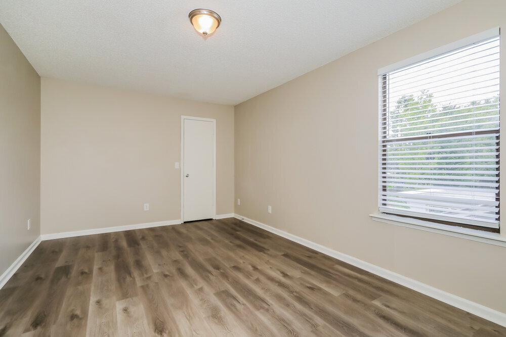 Building Photo - 4564 Cinderbed Dr