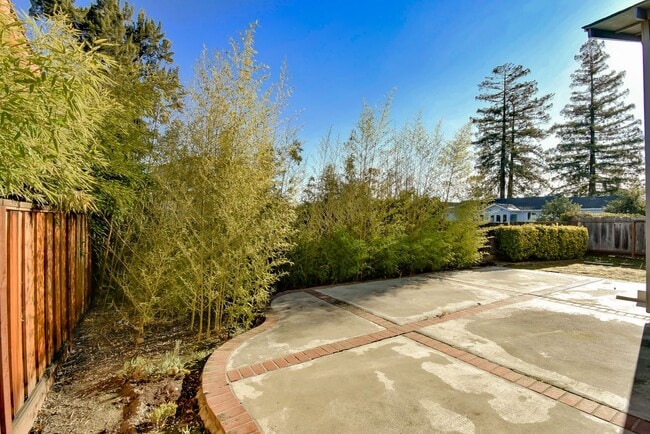 Building Photo - Single Family Home in the Heart of Santa Clara