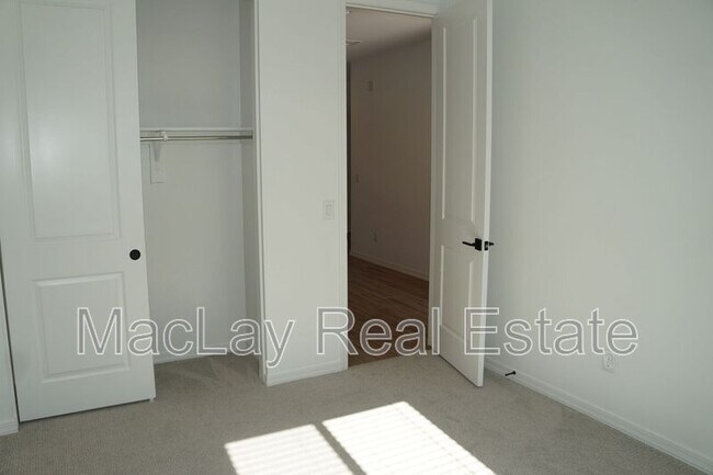 Building Photo - 6123 S Oxley