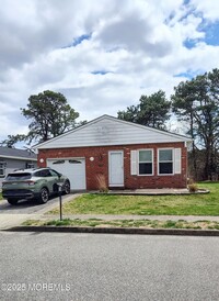 Building Photo - 84 Virgin Islands Dr