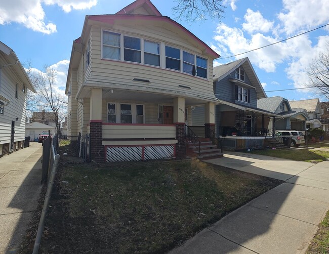 Building Photo - 11015 Fortune Ave