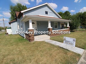 Building Photo - MUNCIE 3 BR 1 BA house with Fenced Backyar...