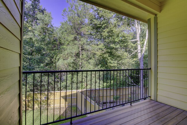 Building Photo - 222 Cheswood Forest Dr