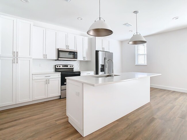 Building Photo - Now Leasing Brand New Constructed Townhous...