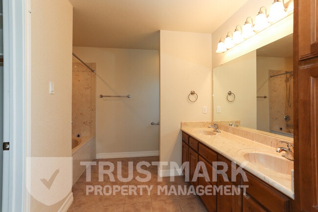 Building Photo - 4907 Citrine Dr