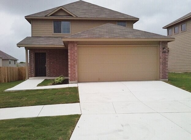 Building Photo - 10607 Hunters Pond