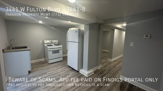Primary Photo - 3441 W Fulton Blvd