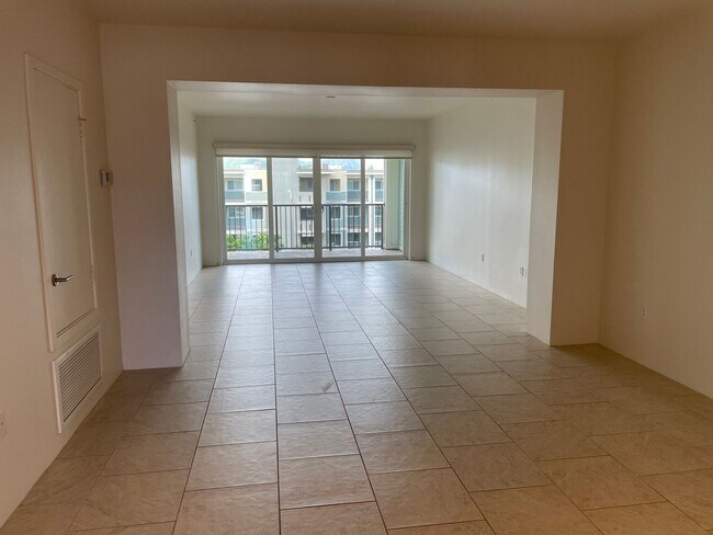 Building Photo - Ka Malanai at Kailua Phase II - 2 bedroom,  2 bath with 2 covered parking - $4,000.