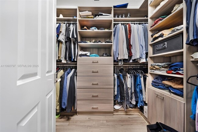 Building Photo - 16849 Pierre Cir