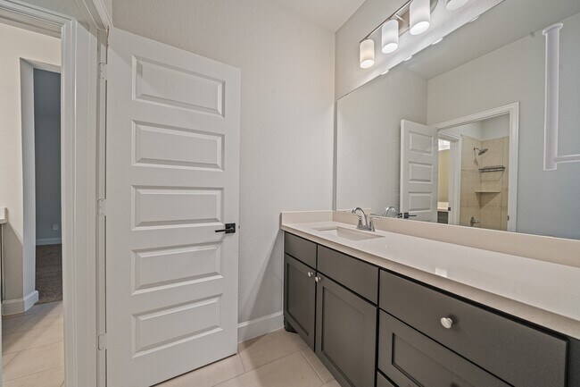 Building Photo - 31219 Star Lndg Rd