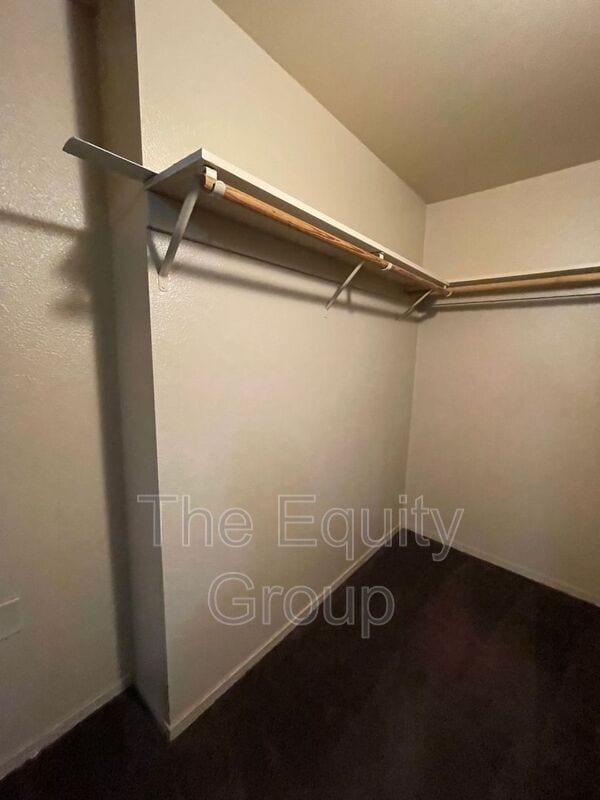 Building Photo - 1305 S Court St