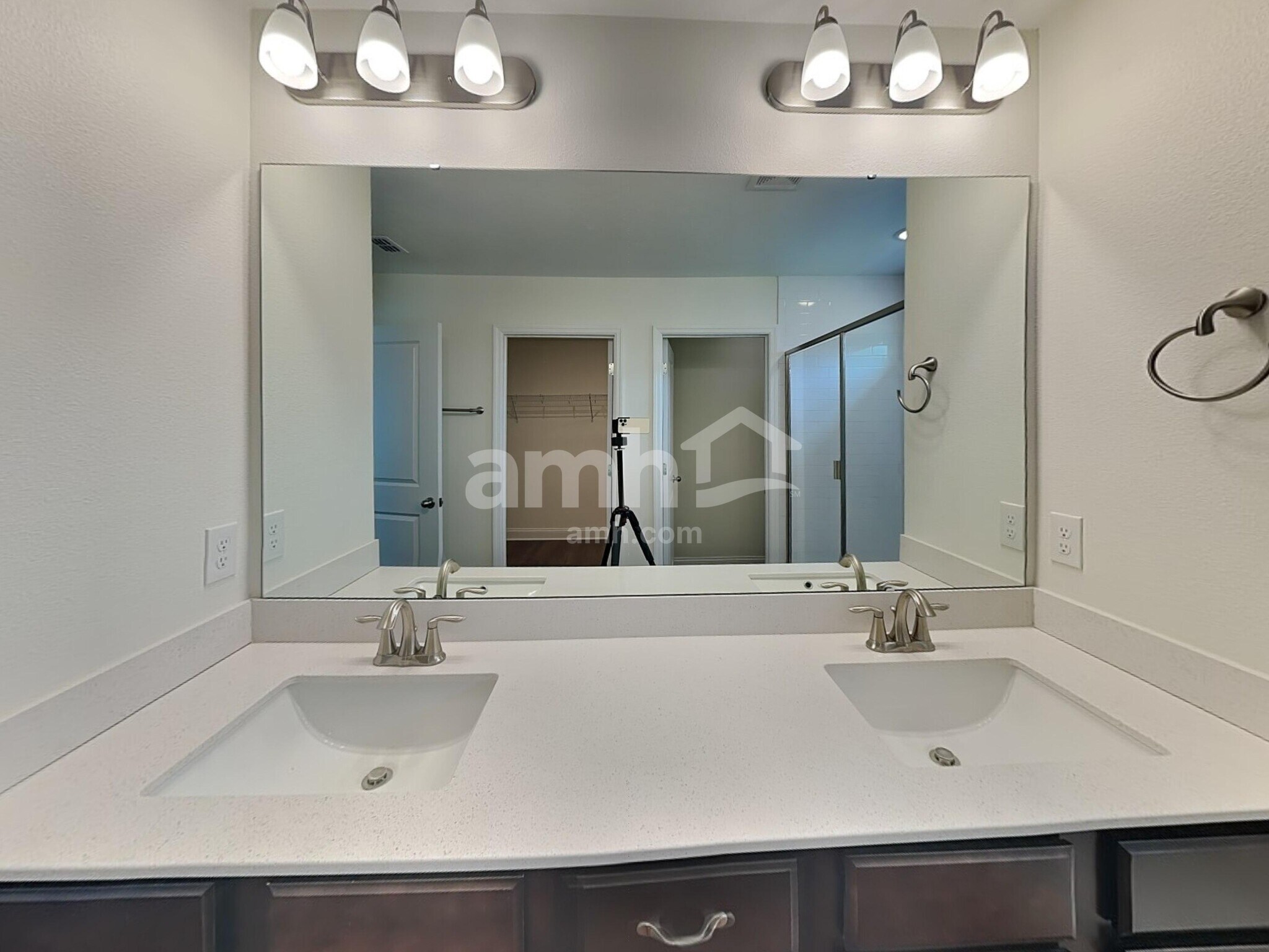 Building Photo - 4455 Reisswood Loop