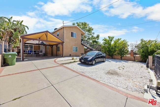 Building Photo - 7752 Le Berthon St