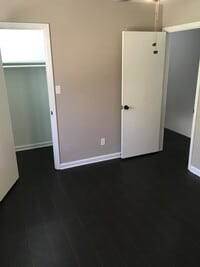 Building Photo - 110 Hillpine