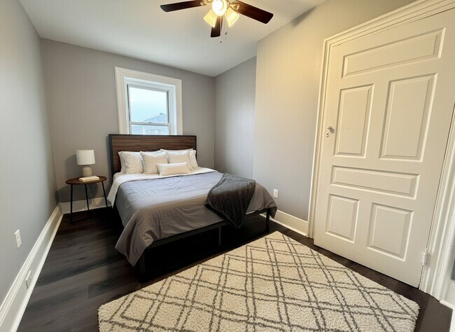 Building Photo - 336 N 63rd St