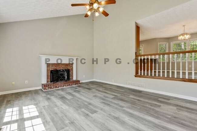 Building Photo - 223 Sterling Trail