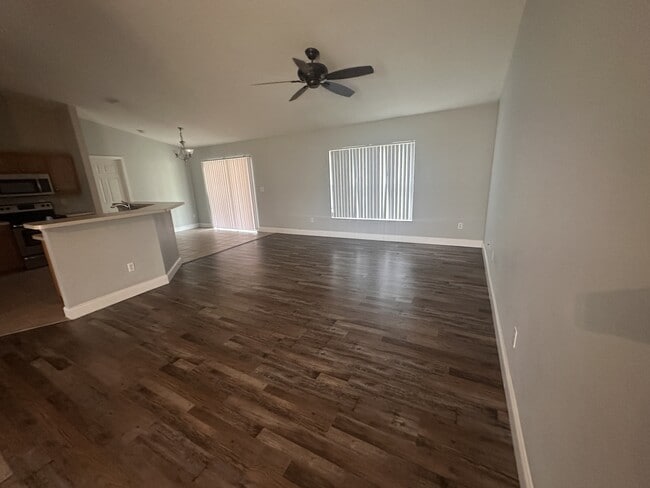 Building Photo - 13240 SW 73rd Ave