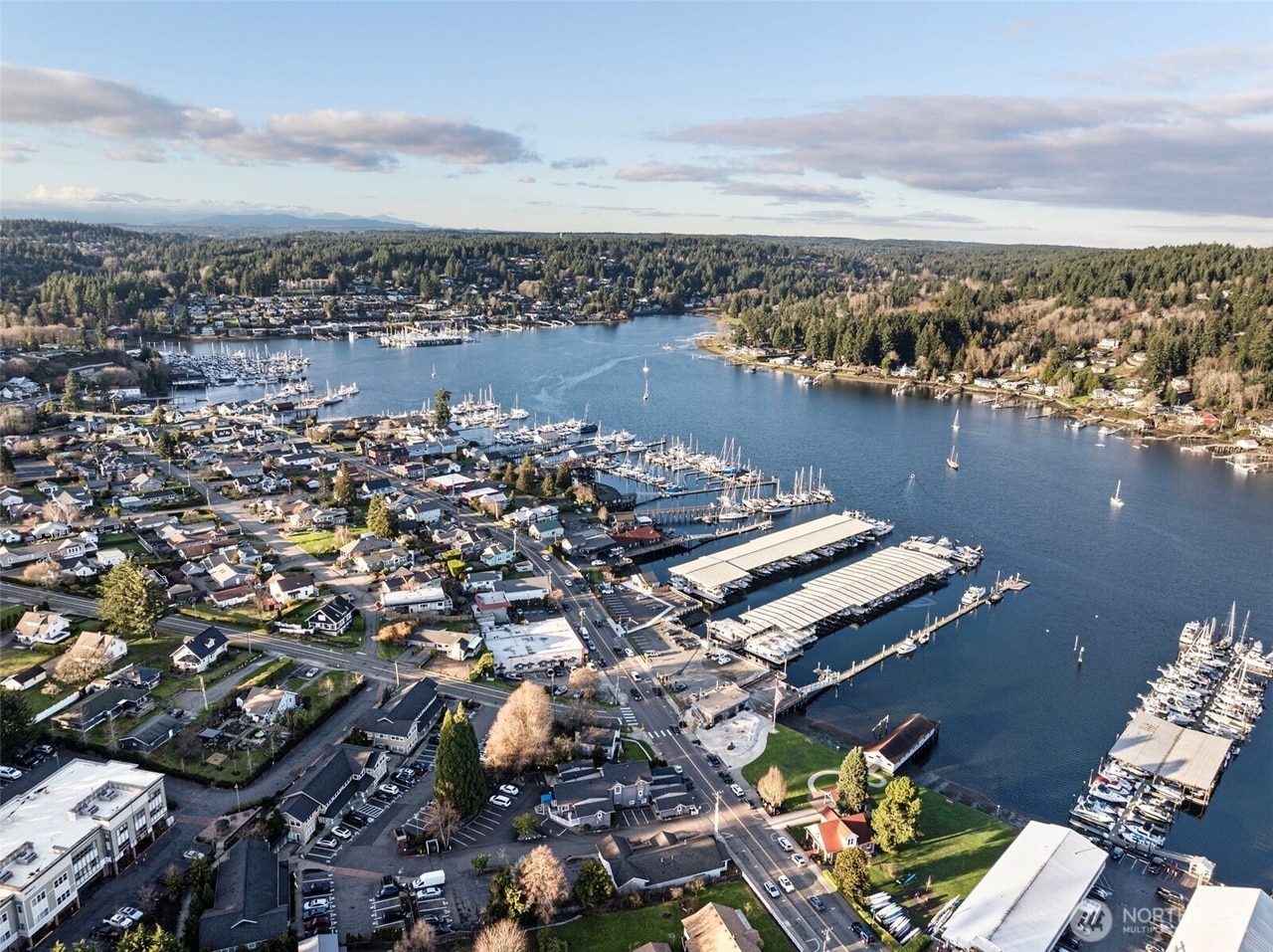 Building Photo - 7409 Hill Ave