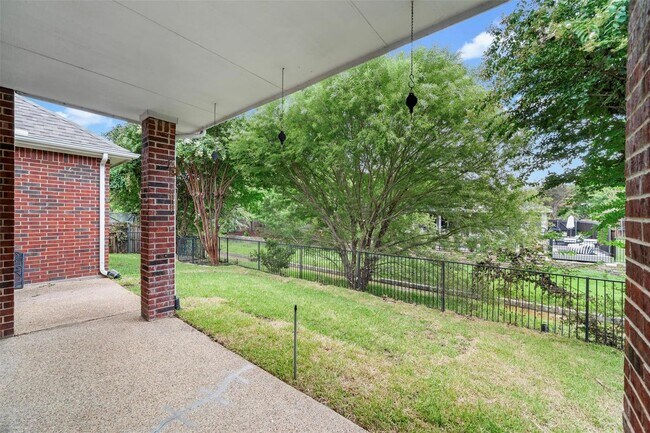 Building Photo - 3016 Deer Trail