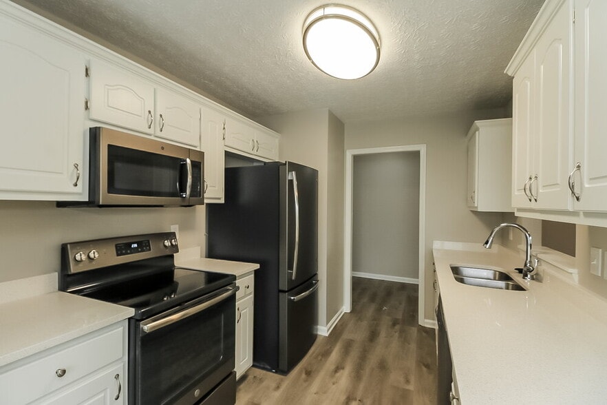 Building Photo - 11570 Vinea Ln