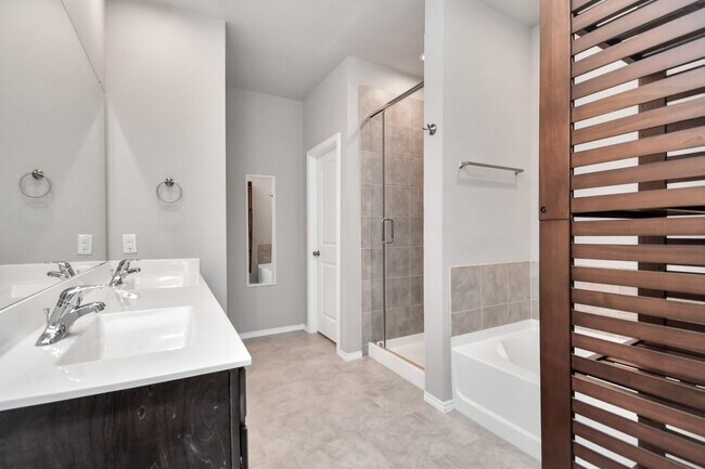 Building Photo - 13967 Leigh Lake Ln