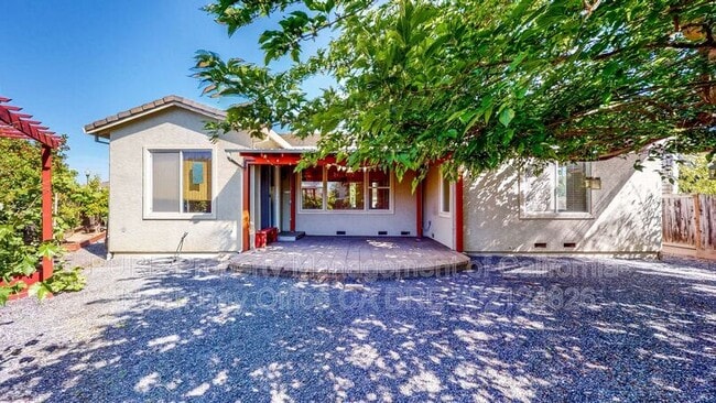 Building Photo - 8744 Merlot Way