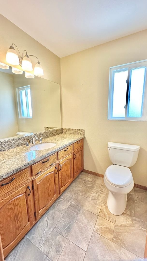 Building Photo - Amazing Location & Sprawling Country Living at its Very Best in this Beautiful Single-Story Home ...