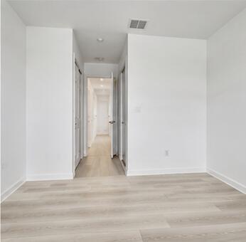 Building Photo - 1000 Sterling Pine Pl