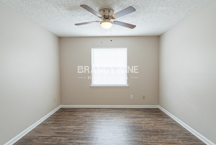 Building Photo - 10848 Copper Hill Dr