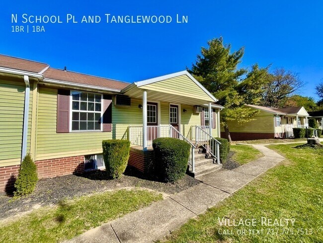 Building Photo - 327 N School Pl